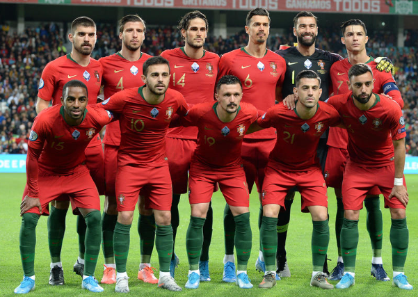 葡萄牙国家队合照高清图片
