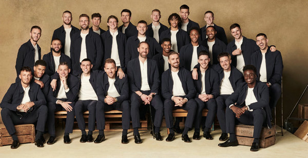 2022年世界杯英格兰国家队参赛球员全家福合照-ie下载乐园手机版